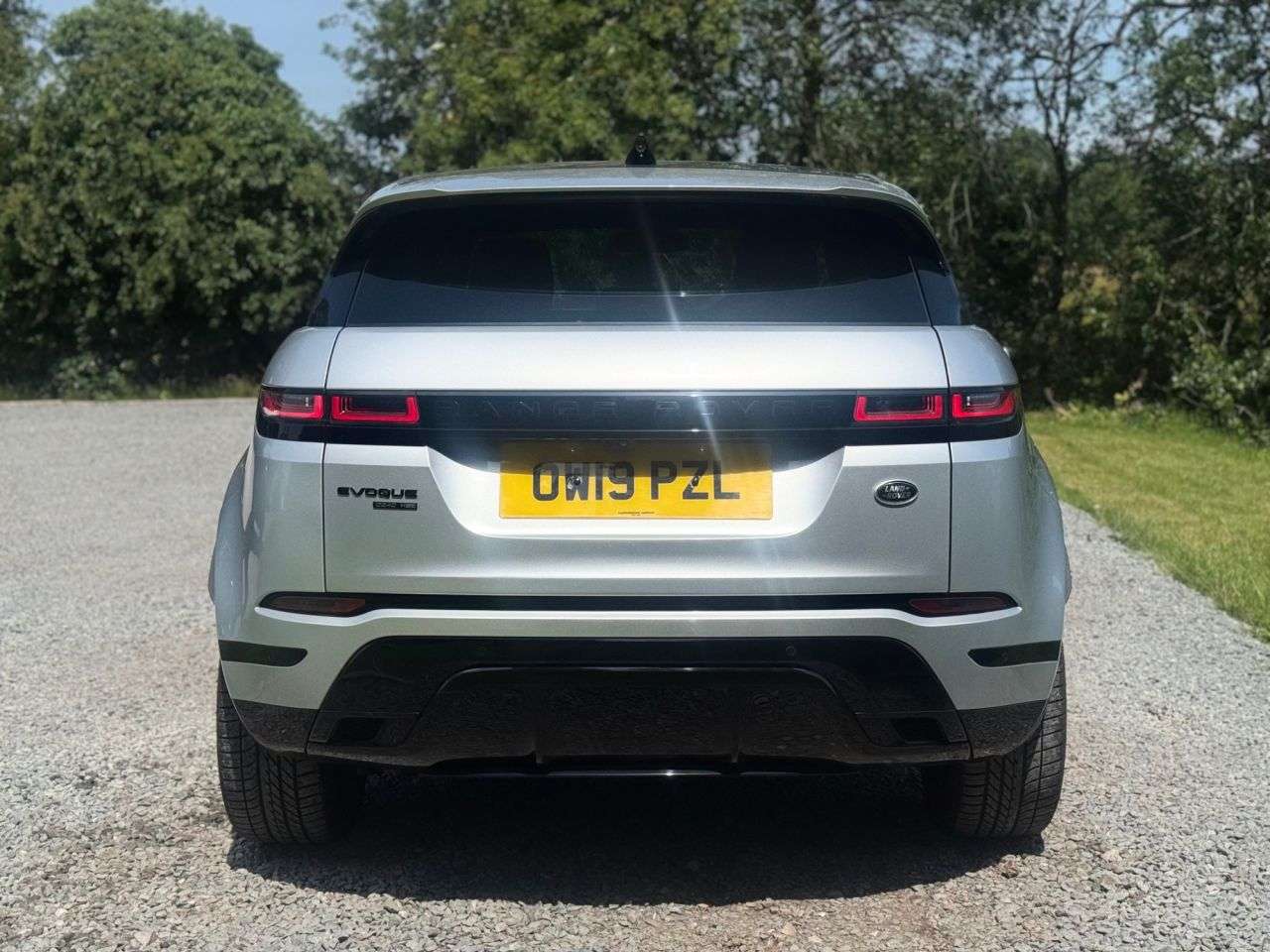 2019 LAND ROVER RANGE ROVER EVOQUE 2019 LAND ROVER RANGE ROVER EVOQUE