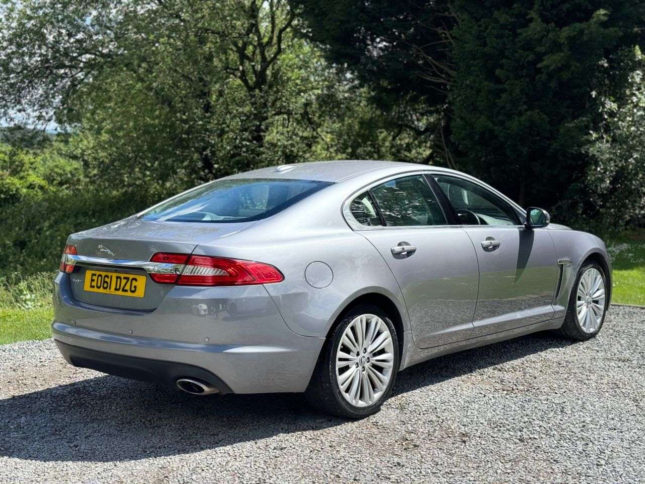 2011 JAGUAR XF 2011 JAGUAR XF