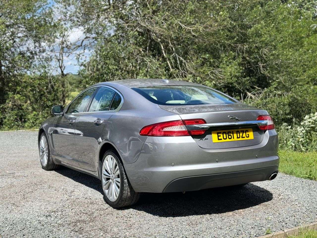 2011 JAGUAR XF 2011 JAGUAR XF