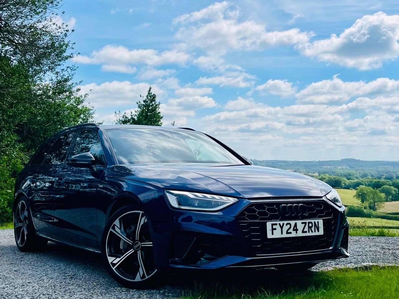 A 2024 AUDI A4 AVANT 2.0 TFSI 40 Black Edition Estate 5dr Petrol S Tronic Euro 6 (s/s) (204 ps) A 2024 AUDI A4 AVANT 2.0 TFSI 40 Black Edition Estate 5dr Petrol S Tronic Euro 6 (s/s) (204 ps)