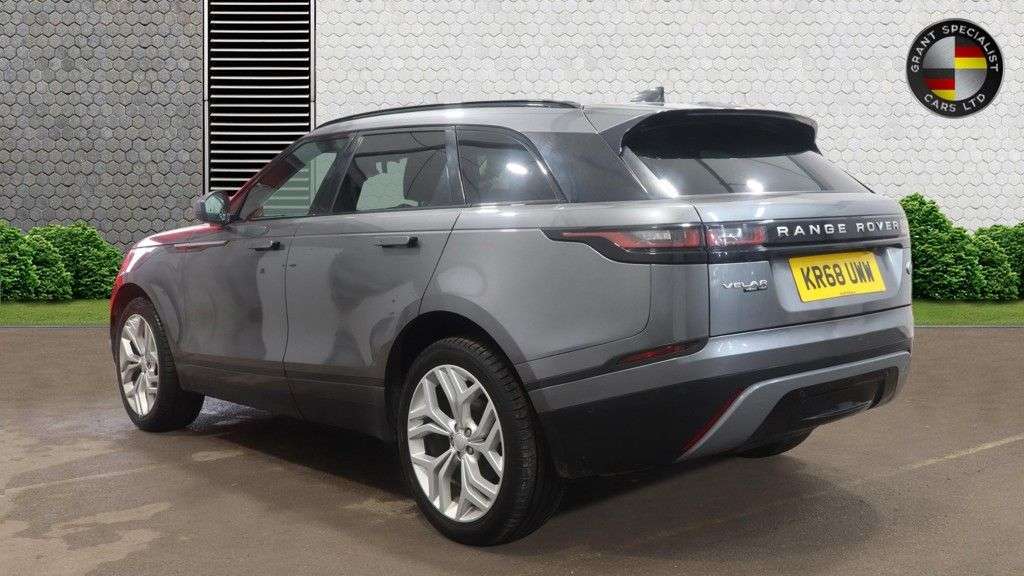 A 2018 LAND ROVER RANGE ROVER VELAR HSE A 2018 LAND ROVER RANGE ROVER VELAR HSE