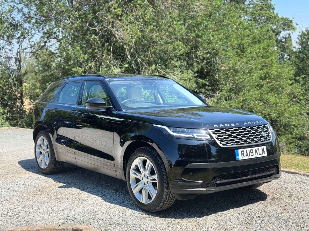 2019 LAND ROVER RANGE ROVER VELAR 2019 LAND ROVER RANGE ROVER VELAR