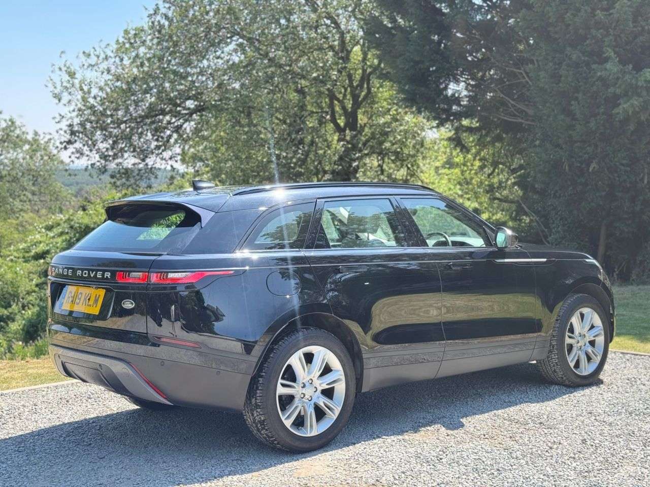 2019 LAND ROVER RANGE ROVER VELAR 2019 LAND ROVER RANGE ROVER VELAR