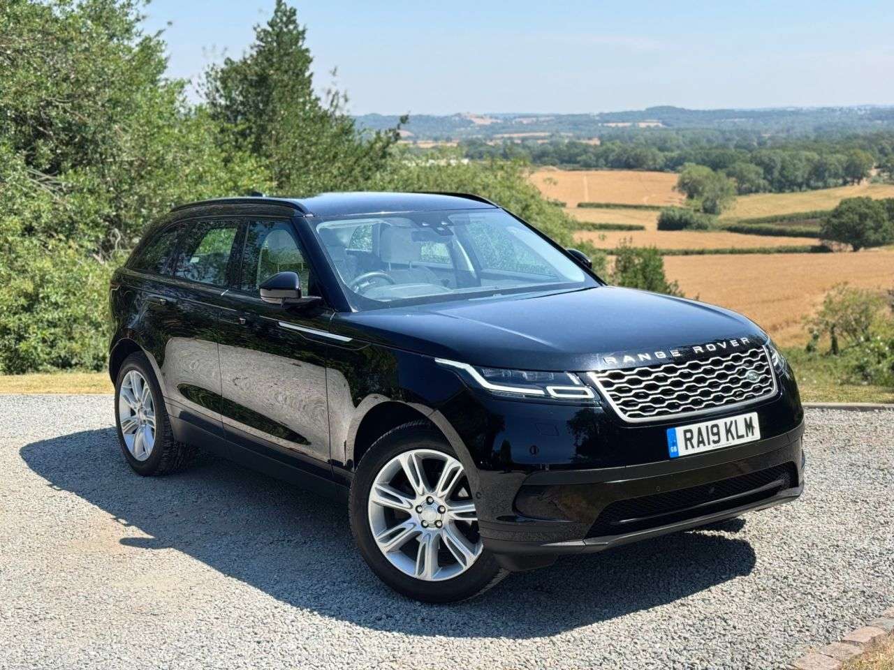 2019 LAND ROVER RANGE ROVER VELAR 2019 LAND ROVER RANGE ROVER VELAR