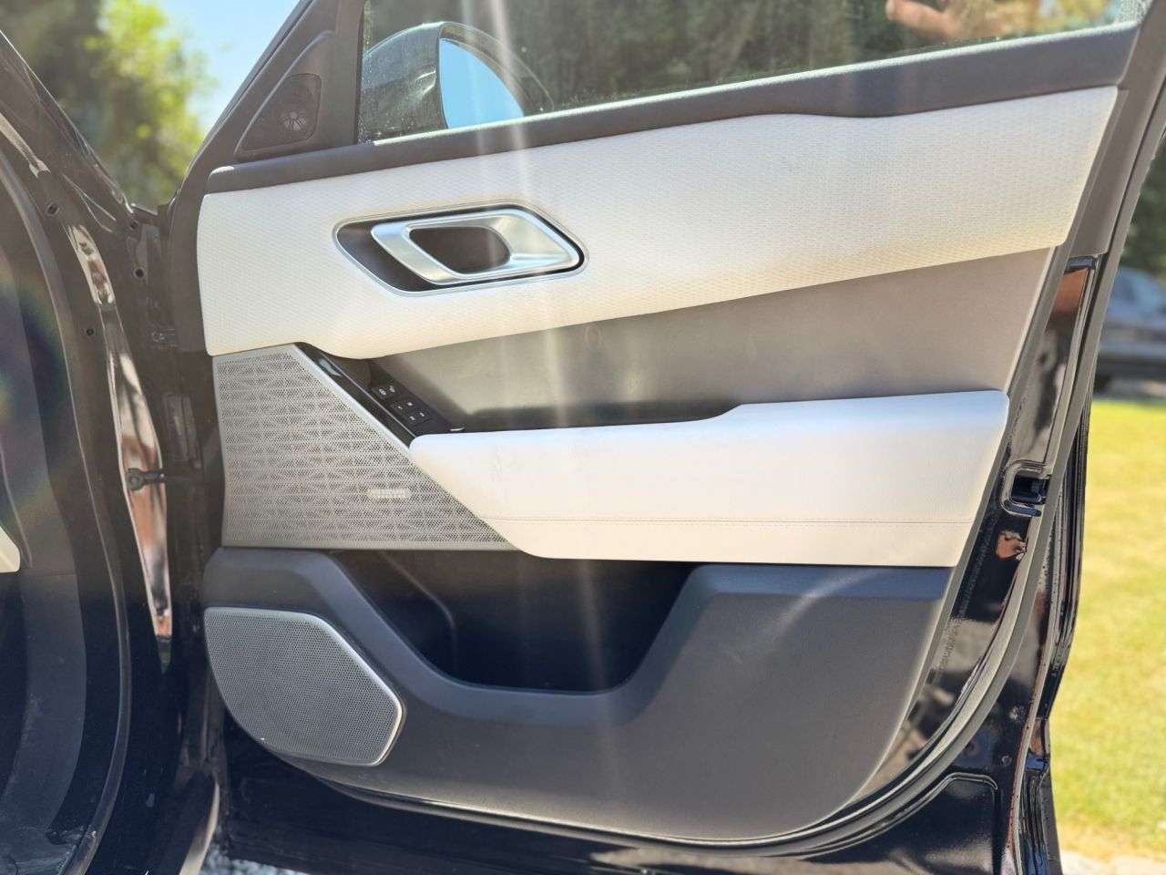 2019 LAND ROVER RANGE ROVER VELAR 2019 LAND ROVER RANGE ROVER VELAR