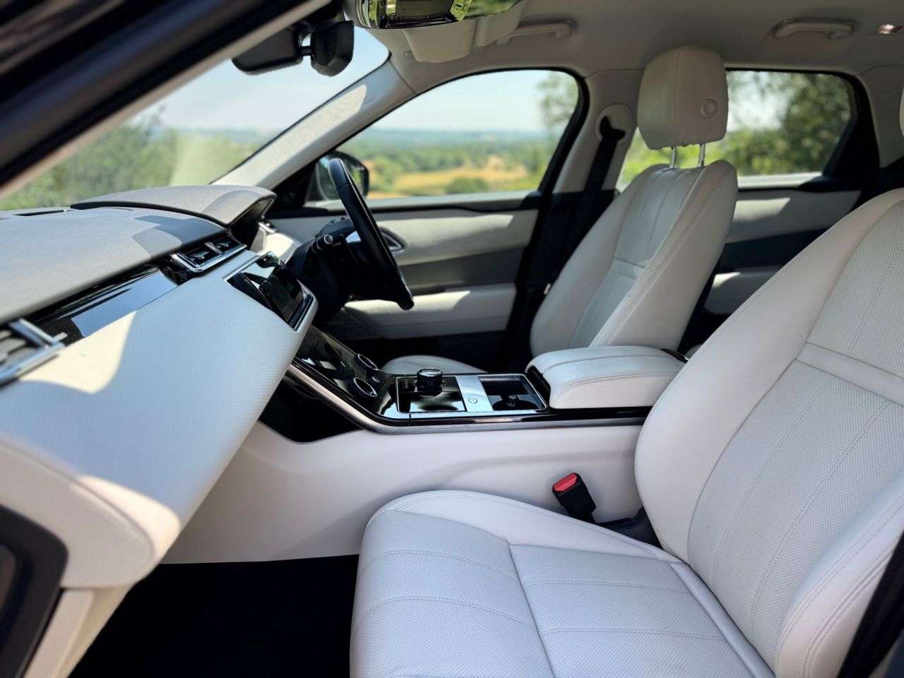 2019 LAND ROVER RANGE ROVER VELAR 2019 LAND ROVER RANGE ROVER VELAR