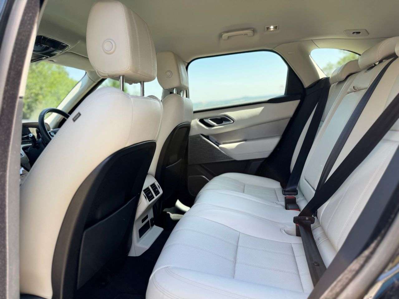 2019 LAND ROVER RANGE ROVER VELAR 2019 LAND ROVER RANGE ROVER VELAR