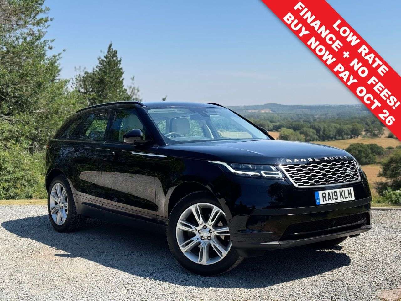 A 2019 LAND ROVER RANGE ROVER VELAR 2.0 D180 SE SUV 5dr Diesel Auto 4WD Euro 6 (s/s) (180 ps) A 2019 LAND ROVER RANGE ROVER VELAR 2.0 D180 SE SUV 5dr Diesel Auto 4WD Euro 6 (s/s) (180 ps)