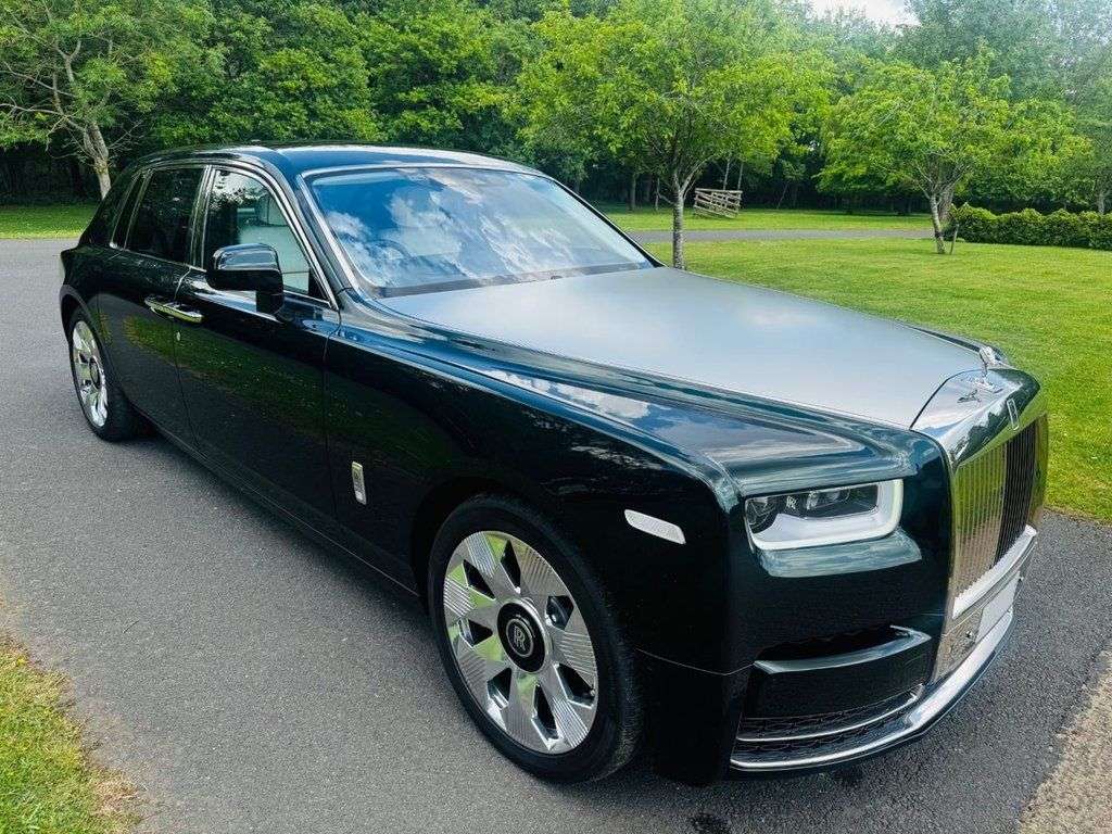 A 2020 ROLLS-ROYCE PHANTOM 6.7 V12 Saloon 4dr Petrol Auto Euro 6 (570 ps) A 2020 ROLLS-ROYCE PHANTOM 6.7 V12 Saloon 4dr Petrol Auto Euro 6 (570 ps)