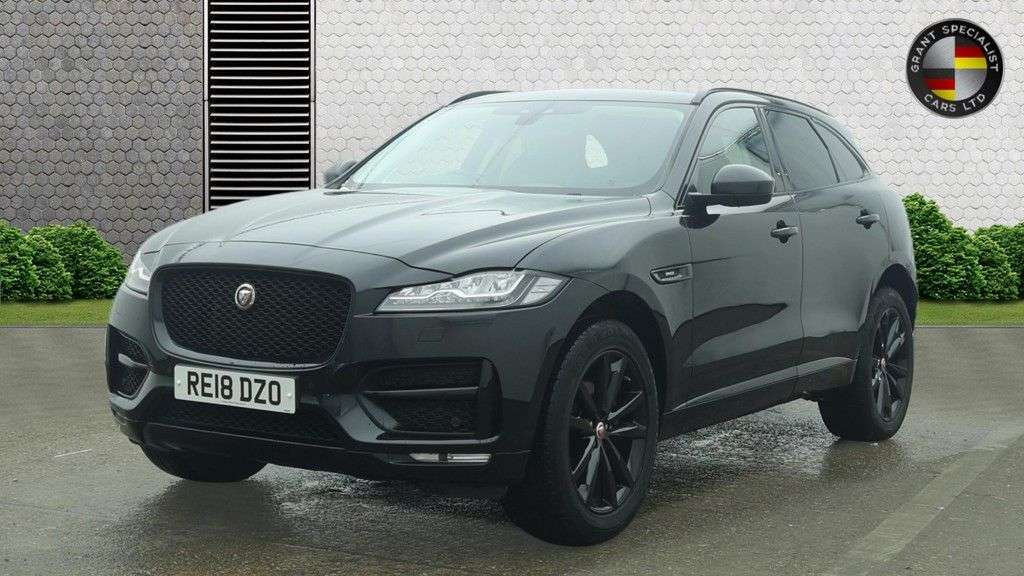 A 2018 JAGUAR F-PACE 2.0 P250i R-Sport SUV 5dr Petrol Auto AWD Euro 6 (s/s) (250 ps) A 2018 JAGUAR F-PACE 2.0 P250i R-Sport SUV 5dr Petrol Auto AWD Euro 6 (s/s) (250 ps)