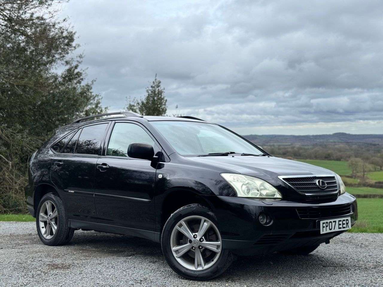 A 2007 LEXUS RX 3.3 400h SR SUV 5dr Petrol Hybrid CVT (192 g/km, 208 bhp) A 2007 LEXUS RX 3.3 400h SR SUV 5dr Petrol Hybrid CVT (192 g/km, 208 bhp)
