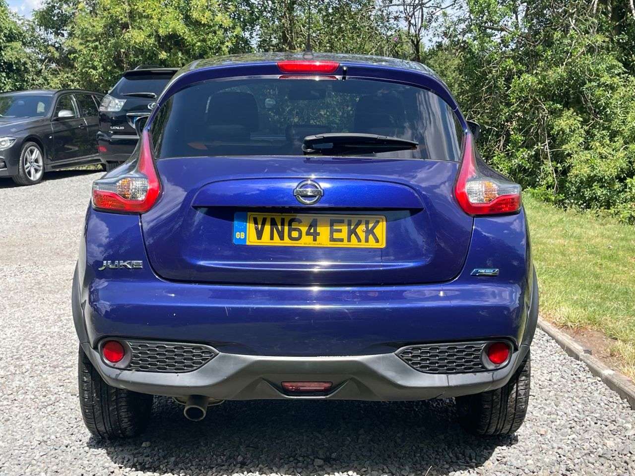 A 2014 NISSAN JUKE 1.5 dCi 8v Tekna SUV 5dr Diesel Manual Euro 5 (s/s) (110 ps) A 2014 NISSAN JUKE 1.5 dCi 8v Tekna SUV 5dr Diesel Manual Euro 5 (s/s) (110 ps)