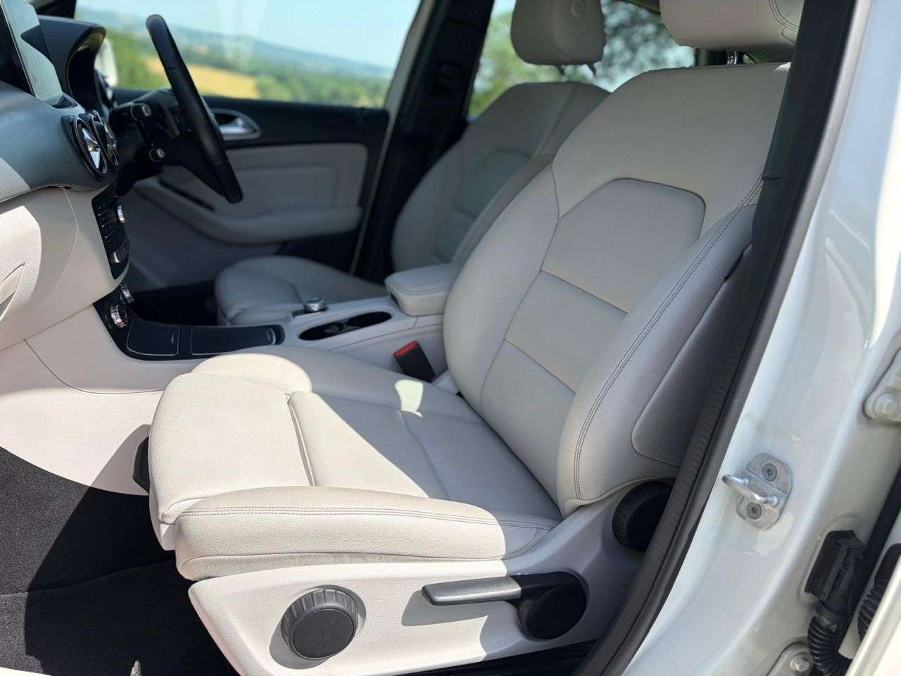2017 MERCEDES-BENZ B CLASS 2017 MERCEDES-BENZ B CLASS