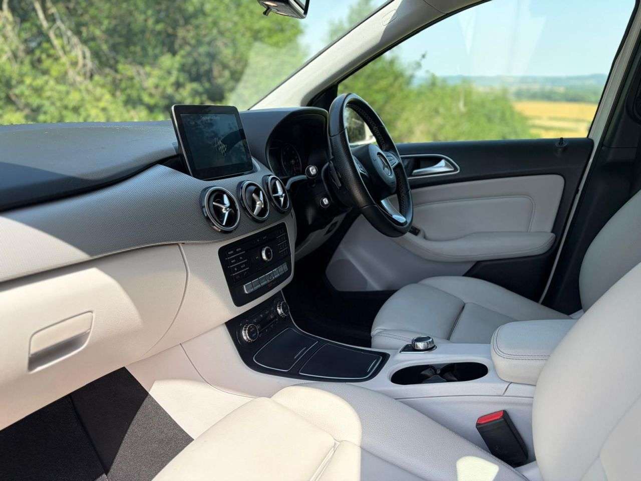 2017 MERCEDES-BENZ B CLASS 2017 MERCEDES-BENZ B CLASS