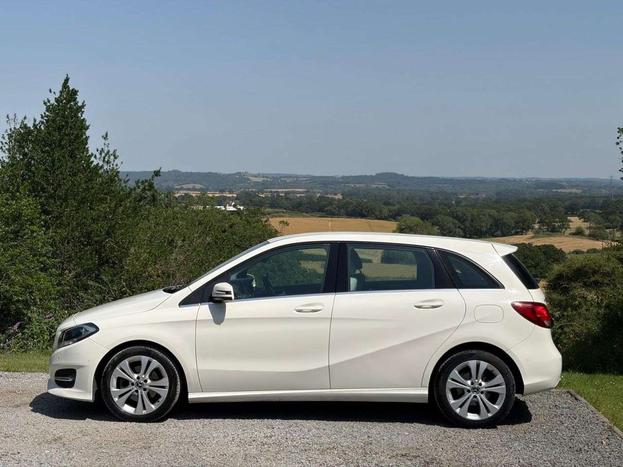 2017 MERCEDES-BENZ B CLASS 2017 MERCEDES-BENZ B CLASS