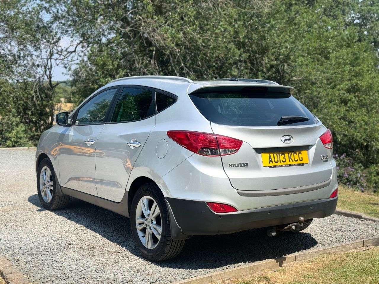 A 2013 HYUNDAI IX35 1.7 CRDi Premium SUV 5dr Diesel Manual Euro 5 (s/s) (115 ps) A 2013 HYUNDAI IX35 1.7 CRDi Premium SUV 5dr Diesel Manual Euro 5 (s/s) (115 ps)