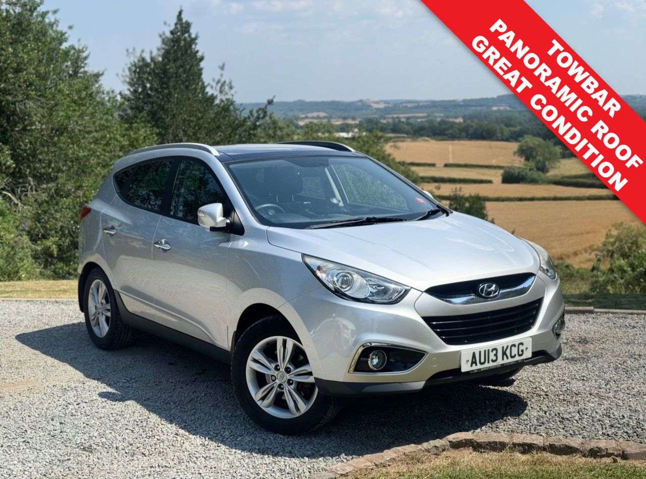 A 2013 HYUNDAI IX35 1.7 CRDi Premium SUV 5dr Diesel Manual Euro 5 (s/s) (115 ps) A 2013 HYUNDAI IX35 1.7 CRDi Premium SUV 5dr Diesel Manual Euro 5 (s/s) (115 ps)
