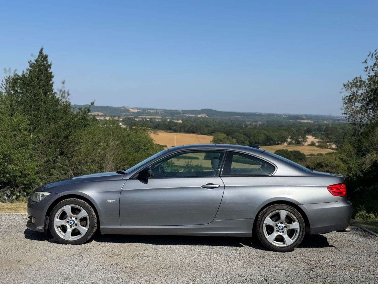 2010 BMW 3 SERIES 2010 BMW 3 SERIES