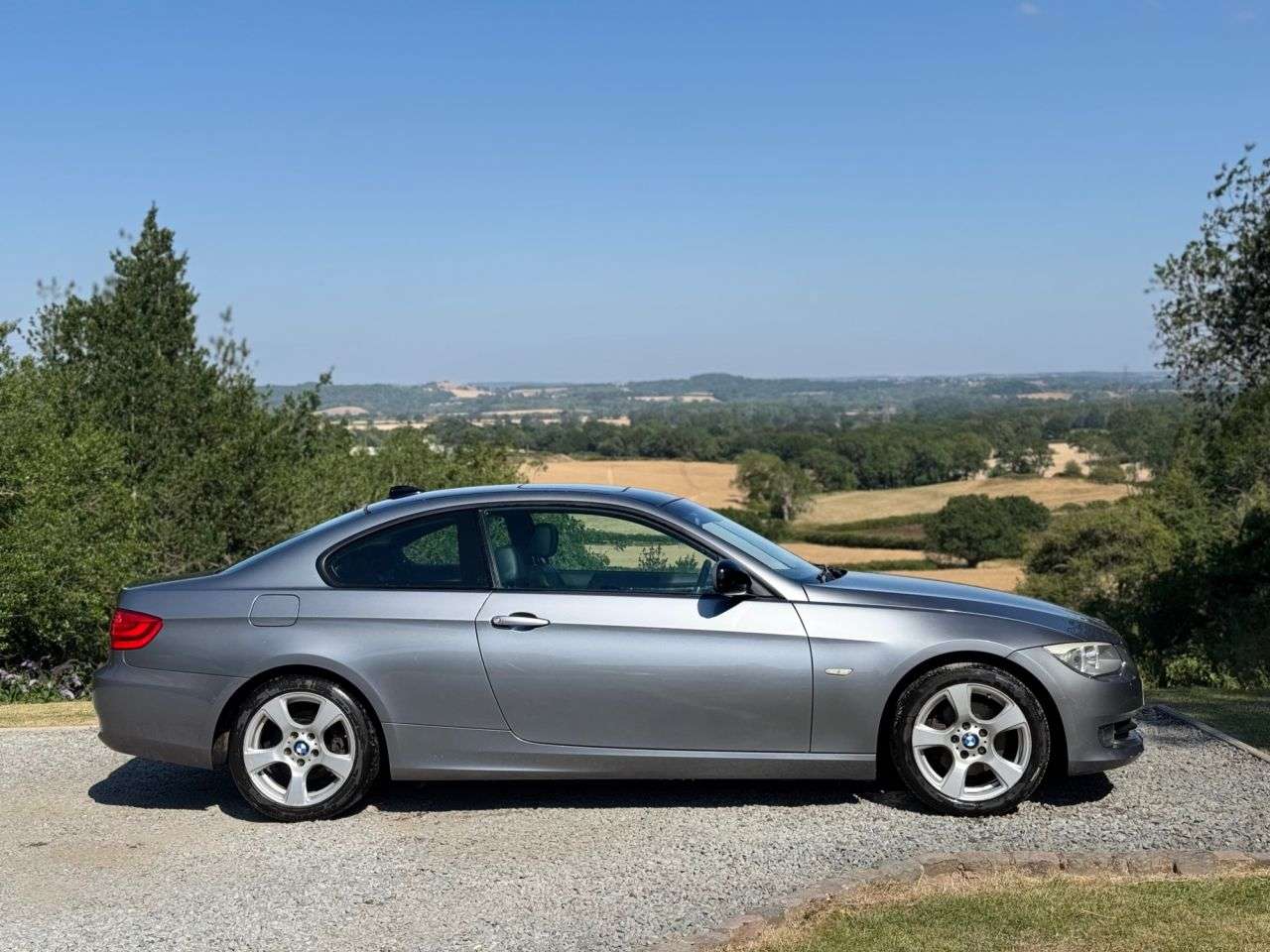 2010 BMW 3 SERIES 2010 BMW 3 SERIES