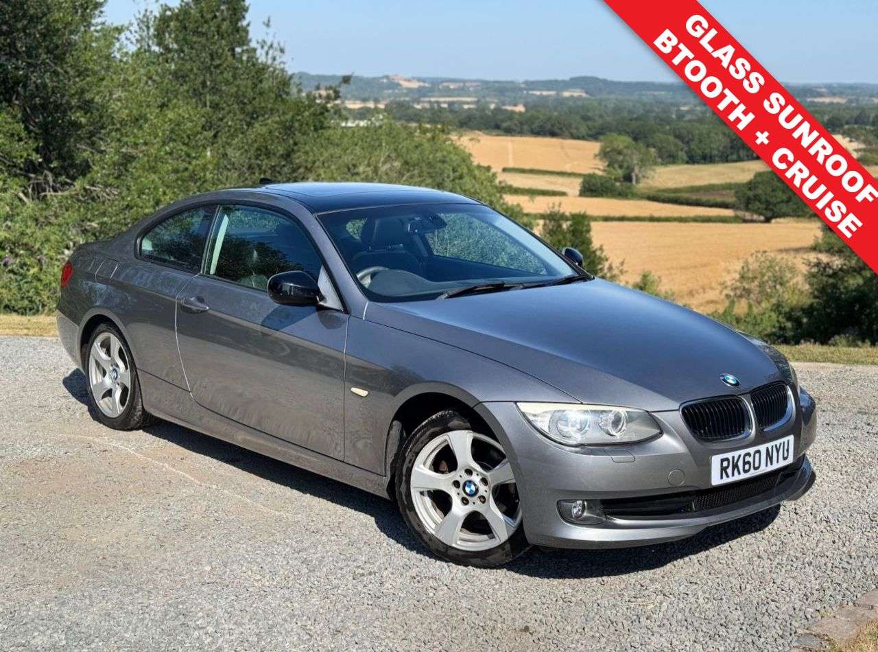 A 2010 BMW 3 SERIES 2.0 318i SE Coupe 2dr Petrol Manual Euro 5 (143 ps) A 2010 BMW 3 SERIES 2.0 318i SE Coupe 2dr Petrol Manual Euro 5 (143 ps)