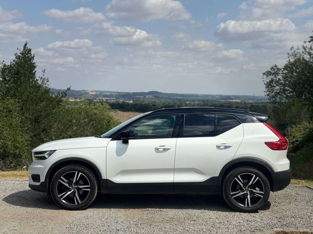 2018 VOLVO XC40 2018 VOLVO XC40