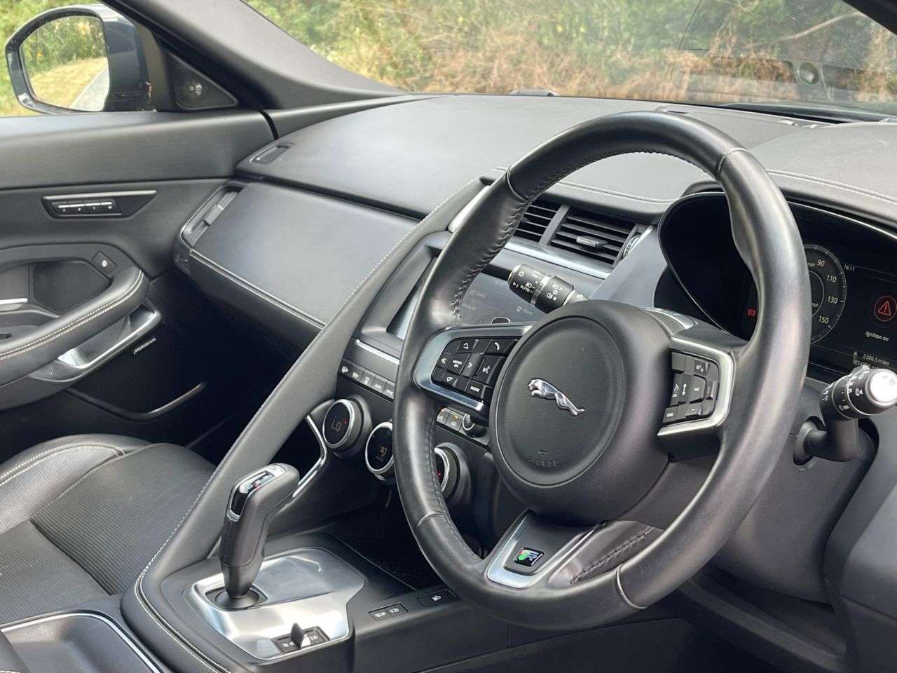 2019 JAGUAR E-PACE 2019 JAGUAR E-PACE