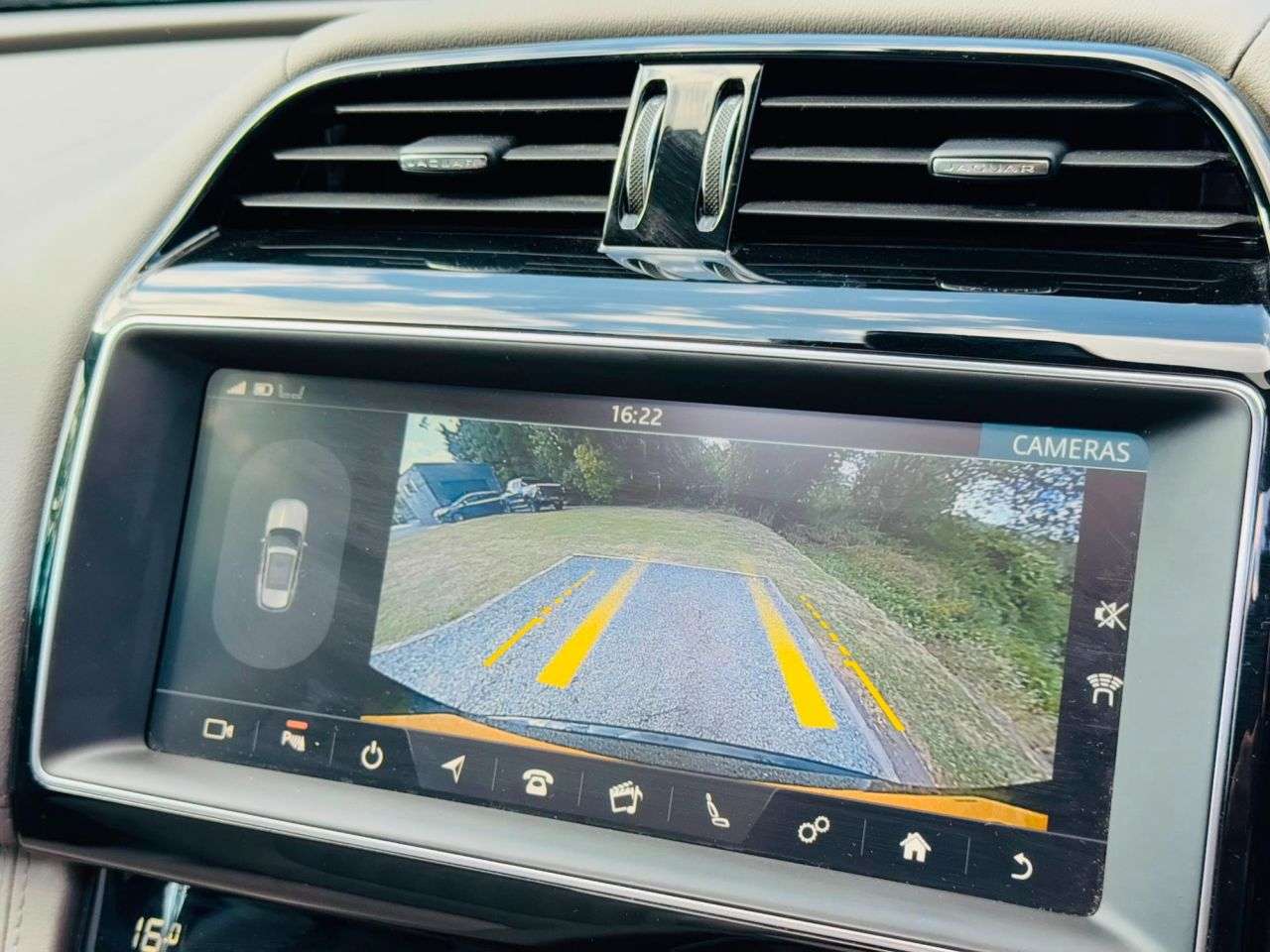 2020 JAGUAR F-PACE 2020 JAGUAR F-PACE