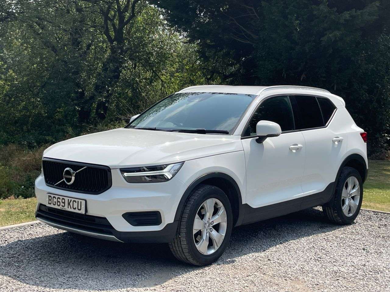 2019 VOLVO XC40 2019 VOLVO XC40