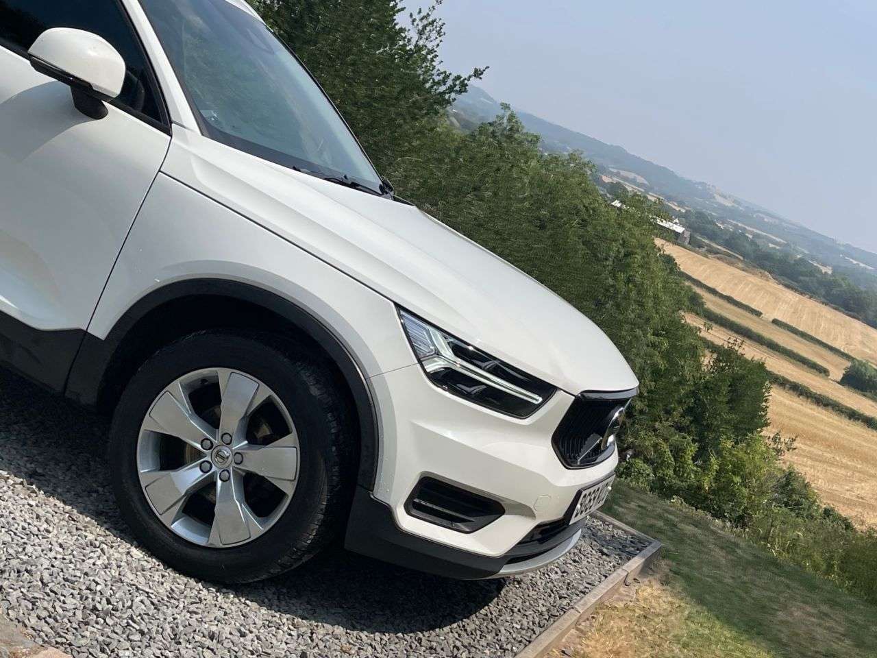 2019 VOLVO XC40 2019 VOLVO XC40