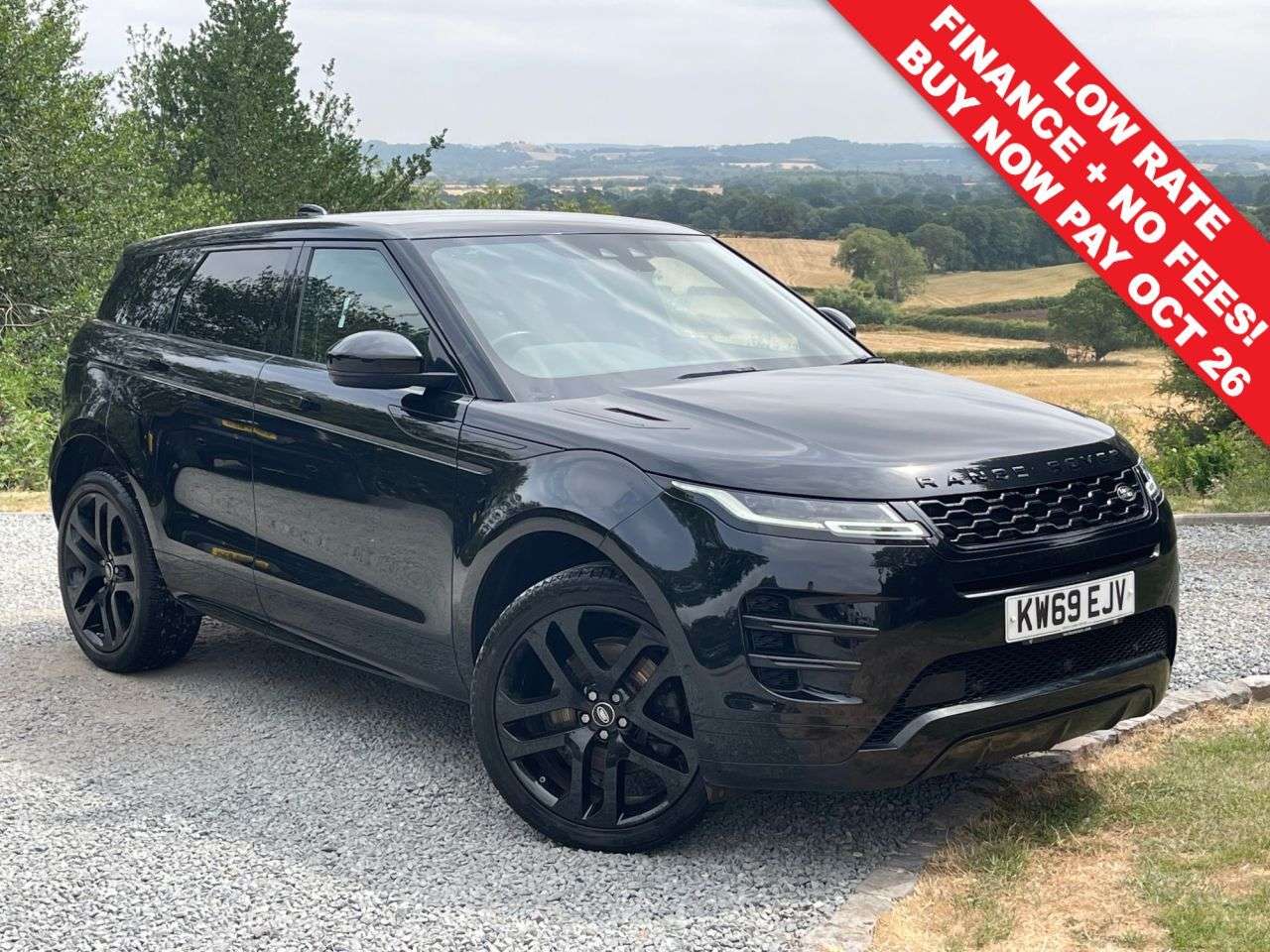 A 2019 LAND ROVER RANGE ROVER EVOQUE 2.0 D180 R-Dynamic HSE SUV 5dr Diesel Auto 4WD Euro 6 (s/s) (180 ps) A 2019 LAND ROVER RANGE ROVER EVOQUE 2.0 D180 R-Dynamic HSE SUV 5dr Diesel Auto 4WD Euro 6 (s/s) (180 ps)