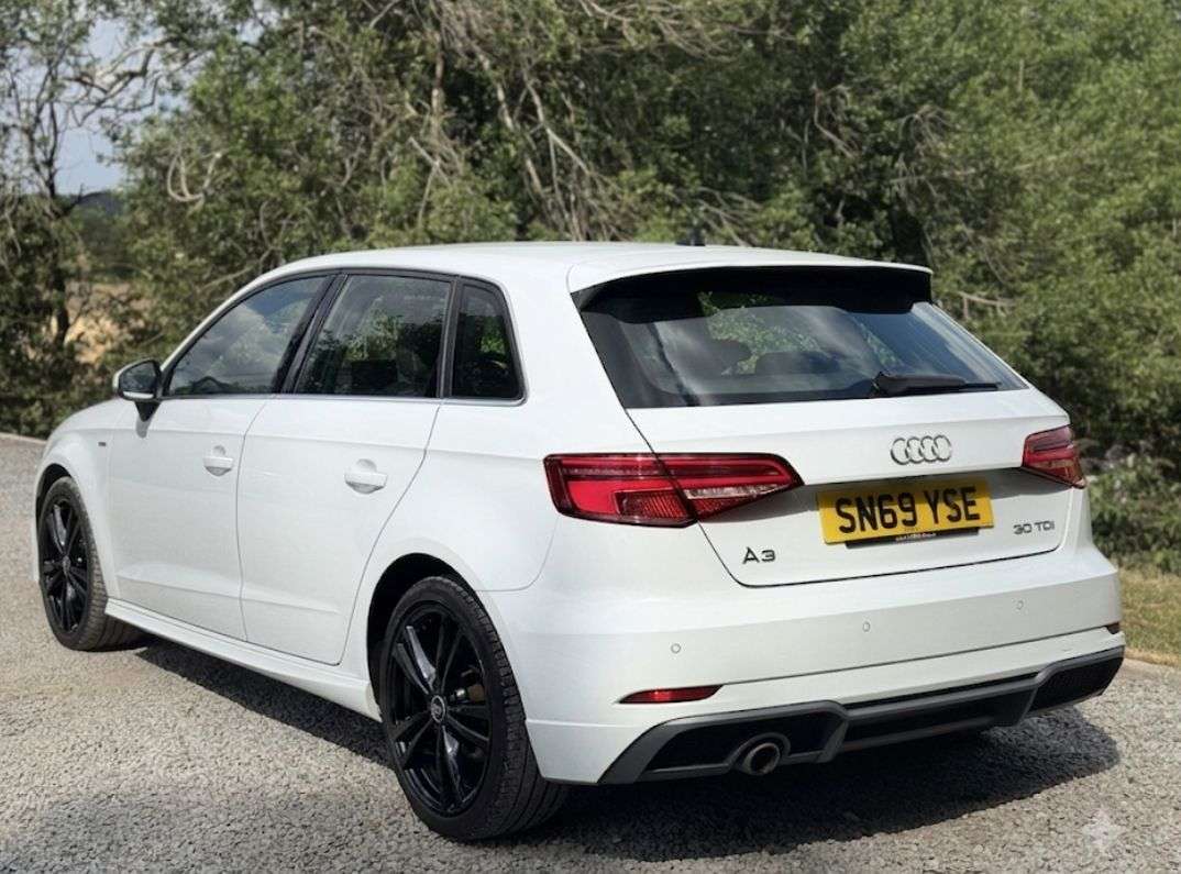 A 2019 AUDI A3 1.6 TDI 30 S line Sportback 5dr Diesel S Tronic Euro 6 (s/s) (116 ps) A 2019 AUDI A3 1.6 TDI 30 S line Sportback 5dr Diesel S Tronic Euro 6 (s/s) (116 ps)