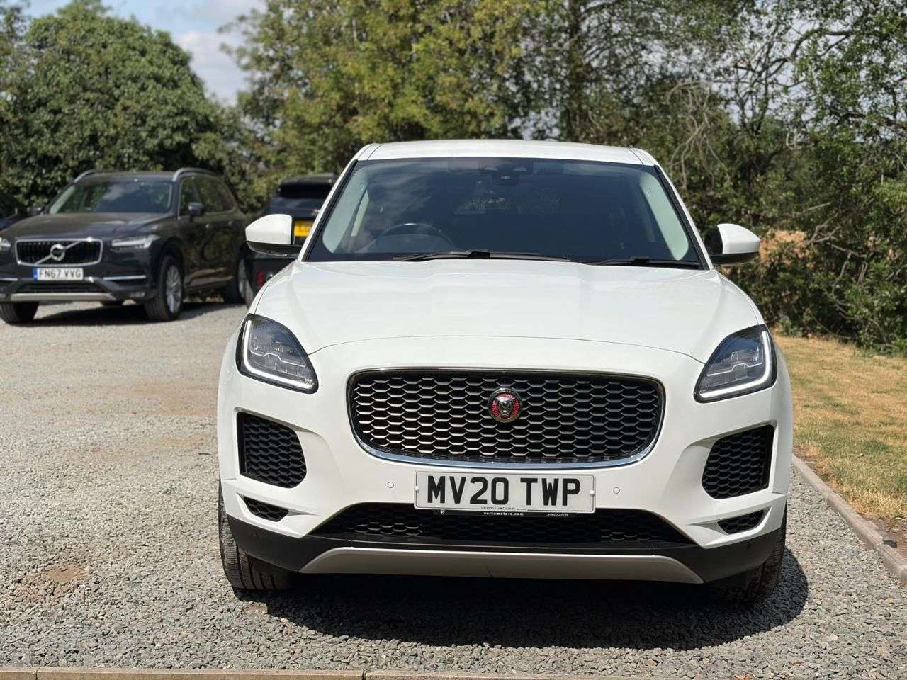 A 2020 JAGUAR E-PACE 2.0 D150 S SUV 5dr Diesel Auto AWD Euro 6 (s/s) (150 ps) A 2020 JAGUAR E-PACE 2.0 D150 S SUV 5dr Diesel Auto AWD Euro 6 (s/s) (150 ps)