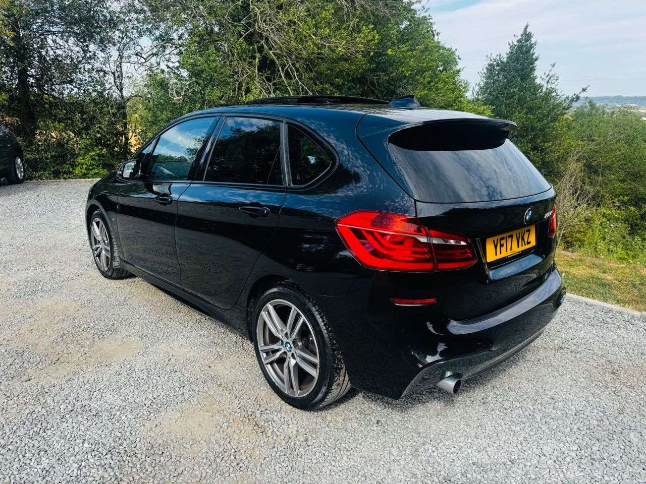 A 2017 BMW 2 SERIES ACTIVE TOURER 2.0 218d M Sport MPV 5dr Diesel Auto Euro 6 (s/s) (150 ps) A 2017 BMW 2 SERIES ACTIVE TOURER 2.0 218d M Sport MPV 5dr Diesel Auto Euro 6 (s/s) (150 ps)