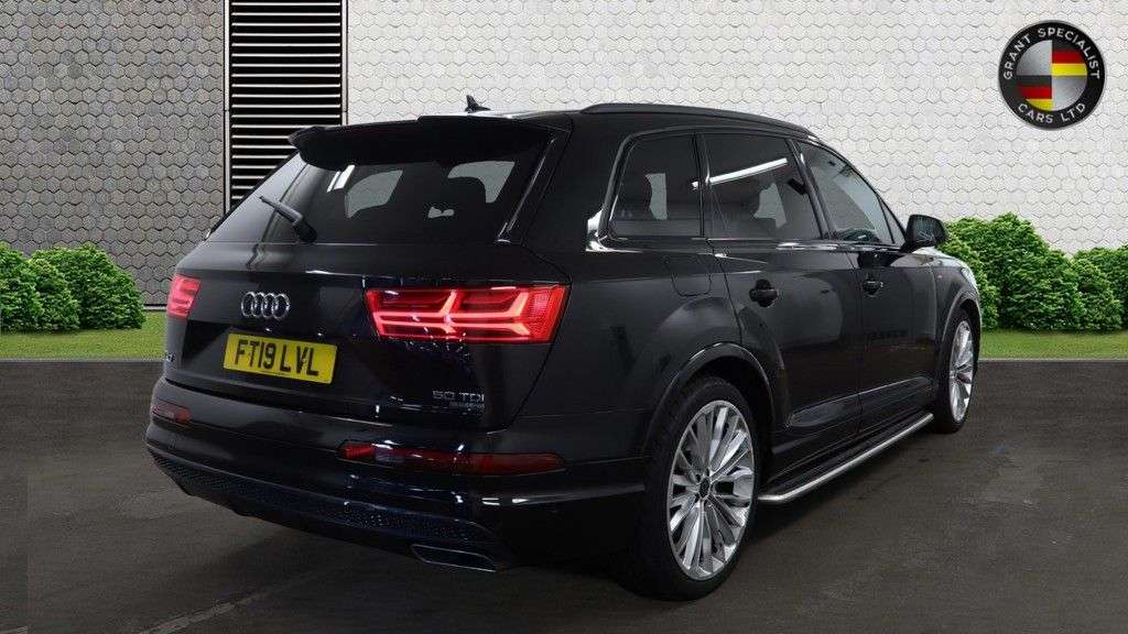 2019 AUDI Q7 2019 AUDI Q7