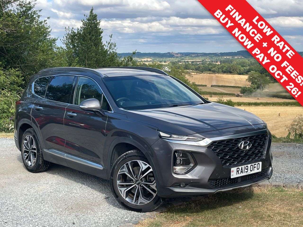 A 2019 HYUNDAI SANTA FE 2.2 CRDi Premium SE SUV 5dr Diesel Auto 4WD Euro 6 (s/s) 7 Seat (200 ps) A 2019 HYUNDAI SANTA FE 2.2 CRDi Premium SE SUV 5dr Diesel Auto 4WD Euro 6 (s/s) 7 Seat (200 ps)