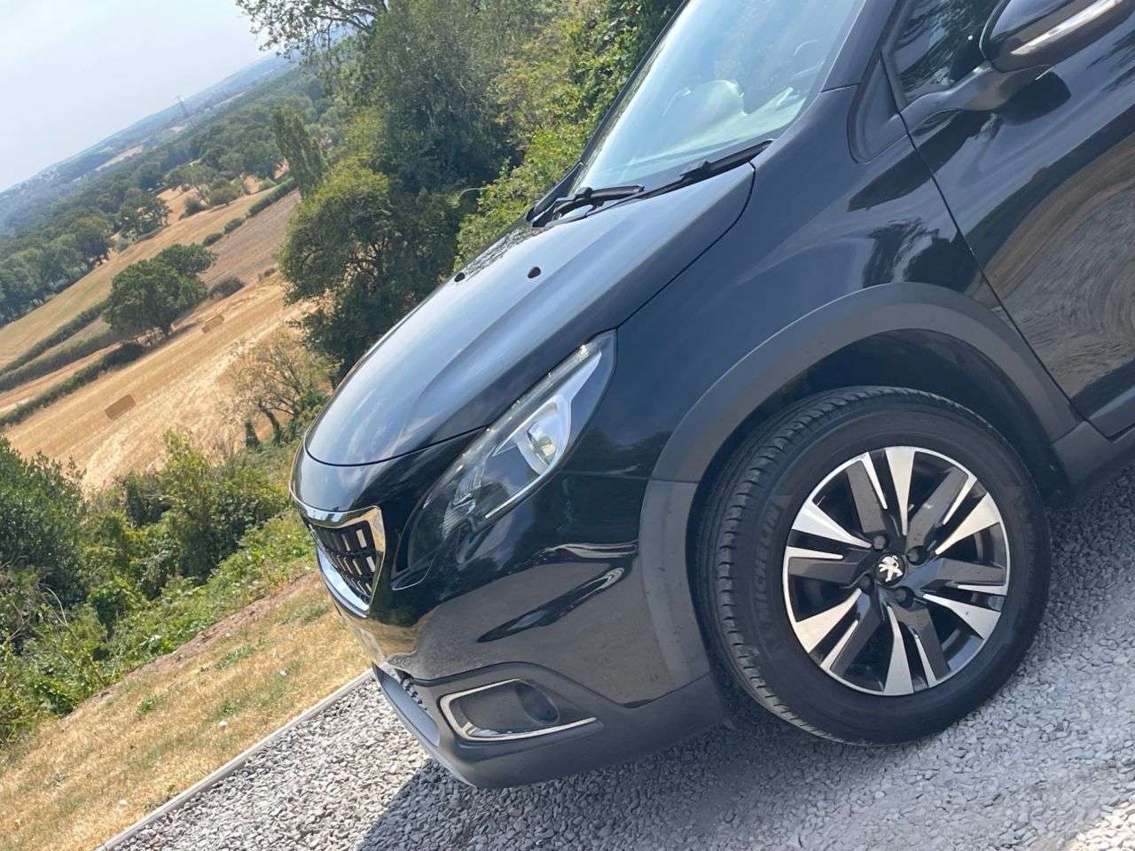2018 PEUGEOT 2008 2018 PEUGEOT 2008