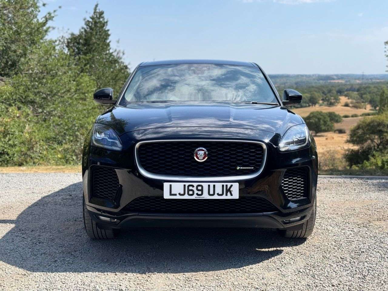 A 2019 JAGUAR E-PACE 2.0 D180 R-Dynamic S SUV 5dr Diesel Auto AWD Euro 6 (s/s) (180 ps) A 2019 JAGUAR E-PACE 2.0 D180 R-Dynamic S SUV 5dr Diesel Auto AWD Euro 6 (s/s) (180 ps)