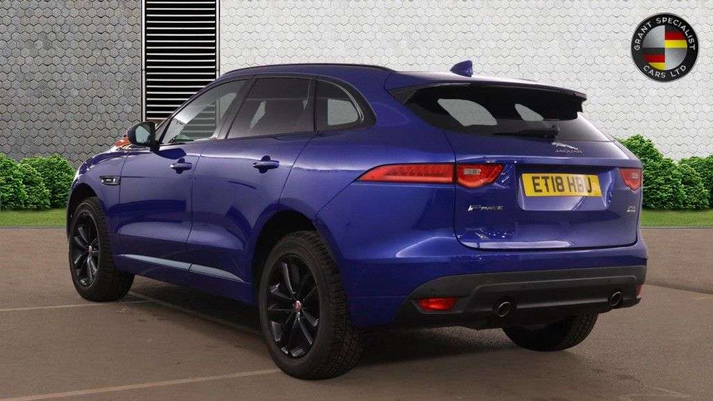 A 2018 JAGUAR F-PACE 2.0 P250i R-Sport SUV 5dr Petrol Auto AWD Euro 6 (s/s) (250 ps) A 2018 JAGUAR F-PACE 2.0 P250i R-Sport SUV 5dr Petrol Auto AWD Euro 6 (s/s) (250 ps)