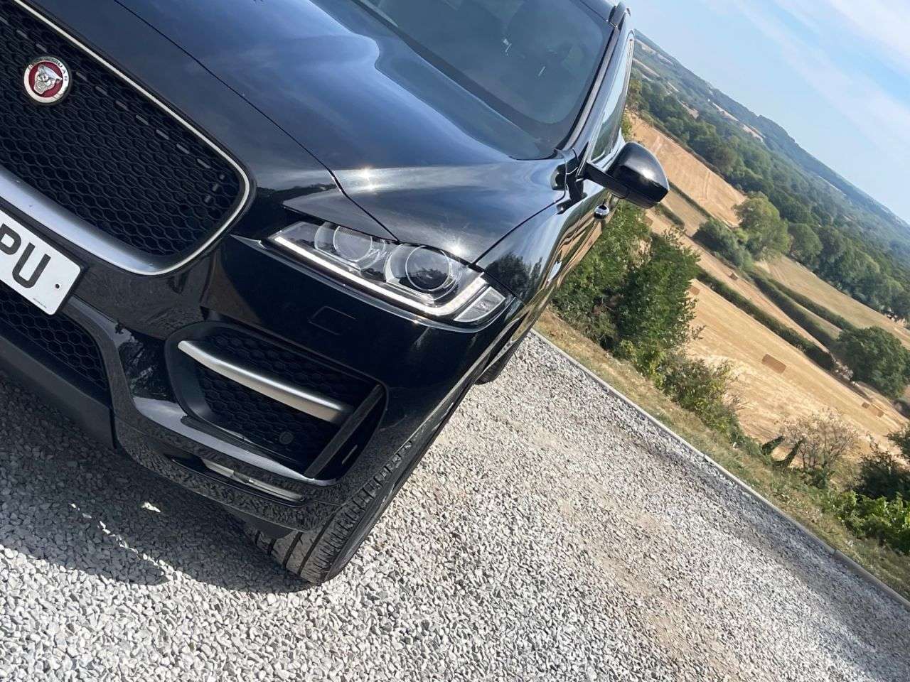 2017 JAGUAR F-PACE 2017 JAGUAR F-PACE