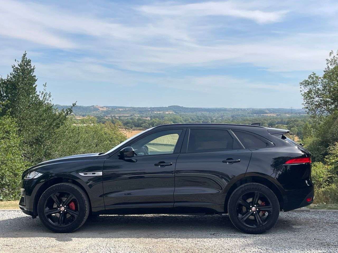 2017 JAGUAR F-PACE 2017 JAGUAR F-PACE