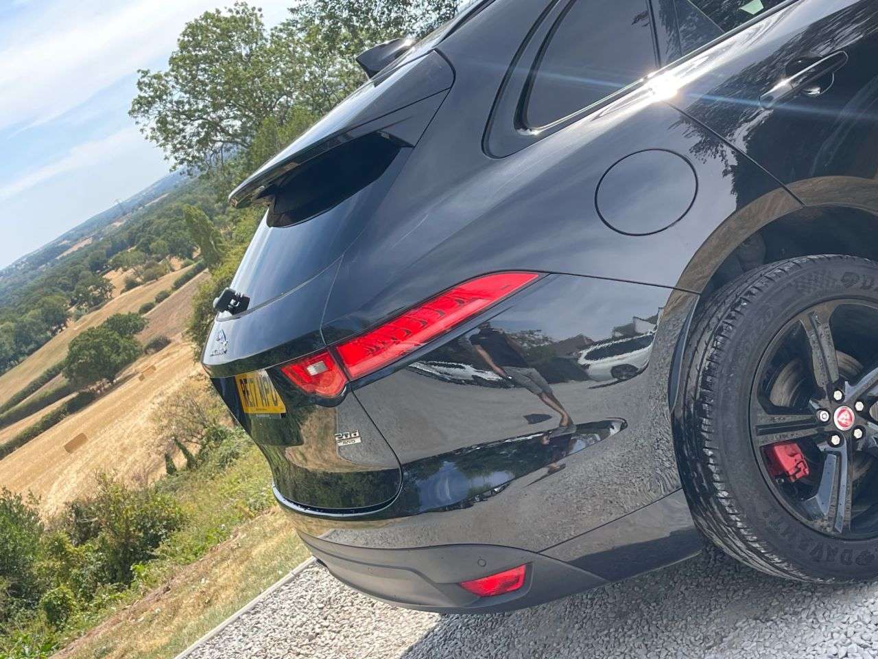 2017 JAGUAR F-PACE 2017 JAGUAR F-PACE