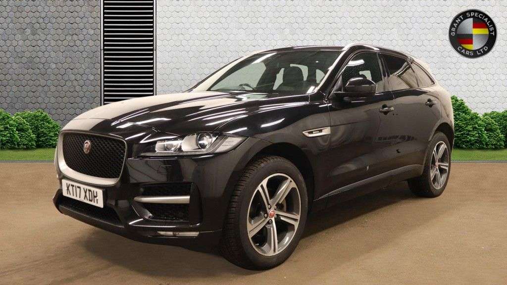 A 2017 JAGUAR F-PACE 2.0 P250i R-Sport SUV 5dr Petrol Auto AWD Euro 6 (s/s) (250 ps) A 2017 JAGUAR F-PACE 2.0 P250i R-Sport SUV 5dr Petrol Auto AWD Euro 6 (s/s) (250 ps)