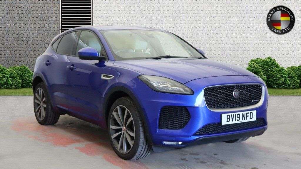 A 2019 JAGUAR E-PACE 2.0 D180 R-Dynamic HSE SUV 5dr Diesel Auto AWD Euro 6 (s/s) (180 ps) A 2019 JAGUAR E-PACE 2.0 D180 R-Dynamic HSE SUV 5dr Diesel Auto AWD Euro 6 (s/s) (180 ps)