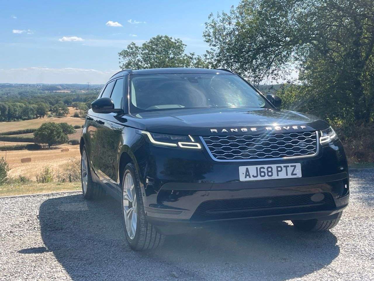 2019 LAND ROVER RANGE ROVER VELAR 2019 LAND ROVER RANGE ROVER VELAR
