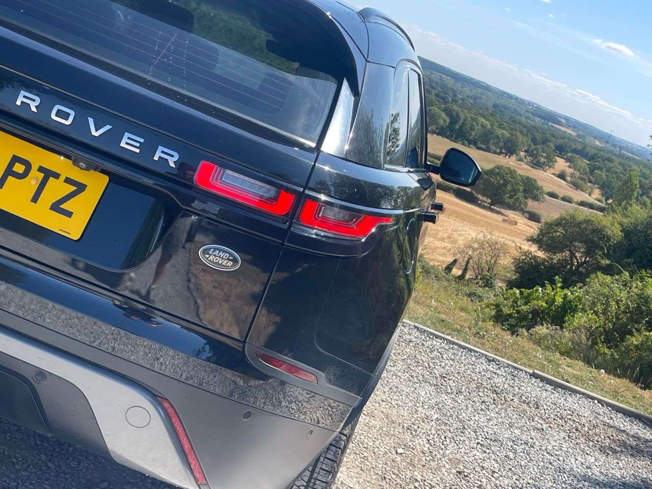 2019 LAND ROVER RANGE ROVER VELAR 2019 LAND ROVER RANGE ROVER VELAR