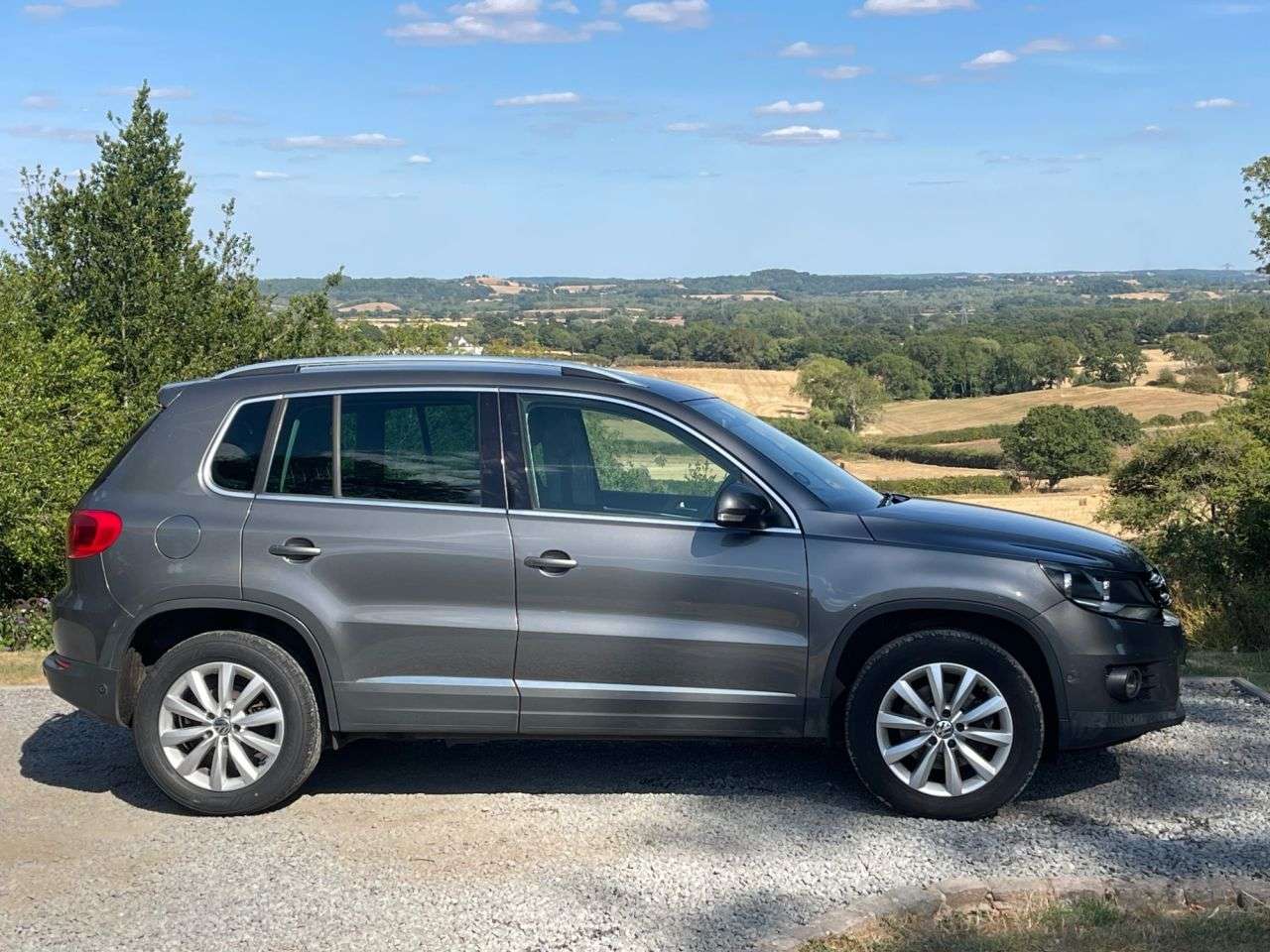 2014 VOLKSWAGEN TIGUAN 2014 VOLKSWAGEN TIGUAN
