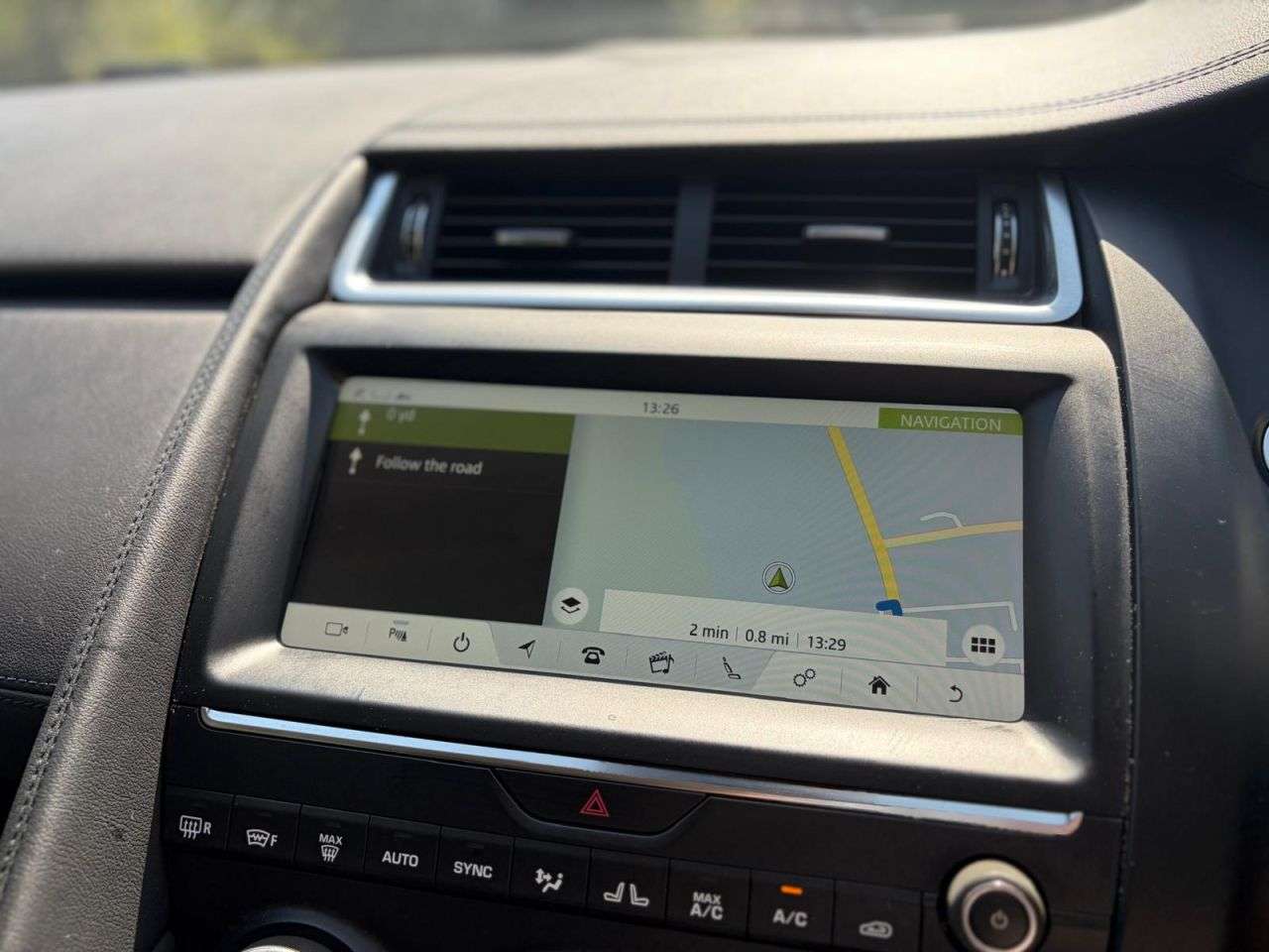 A 2019 JAGUAR E-PACE 2.0 D150 S SUV 5dr Diesel Auto AWD Euro 6 (s/s) (150 ps) A 2019 JAGUAR E-PACE 2.0 D150 S SUV 5dr Diesel Auto AWD Euro 6 (s/s) (150 ps)