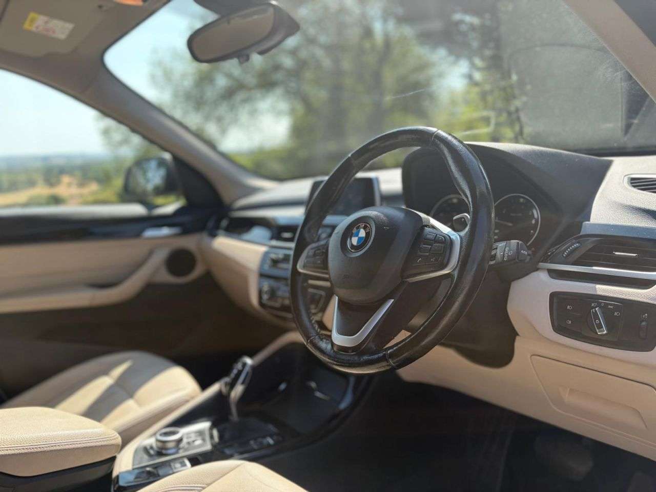 A 2019 BMW X1 2.0 20i xLine SUV 5dr Petrol DCT sDrive Euro 6 (s/s) (192 ps) A 2019 BMW X1 2.0 20i xLine SUV 5dr Petrol DCT sDrive Euro 6 (s/s) (192 ps)