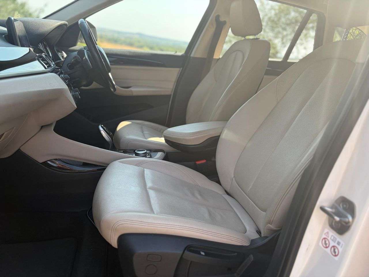 A 2019 BMW X1 2.0 20i xLine SUV 5dr Petrol DCT sDrive Euro 6 (s/s) (192 ps) A 2019 BMW X1 2.0 20i xLine SUV 5dr Petrol DCT sDrive Euro 6 (s/s) (192 ps)