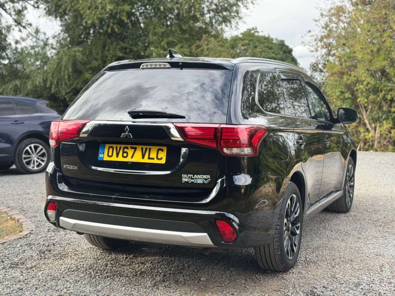 2017 MITSUBISHI OUTLANDER 2017 MITSUBISHI OUTLANDER